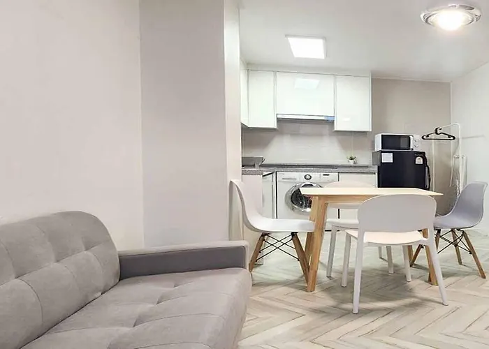 엘리베이터 있음 White Linen House Apartment