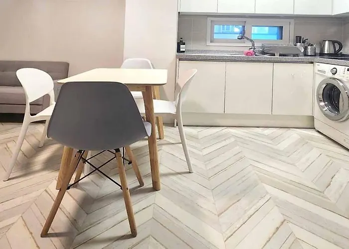 엘리베이터 있음 White Linen House Apartment